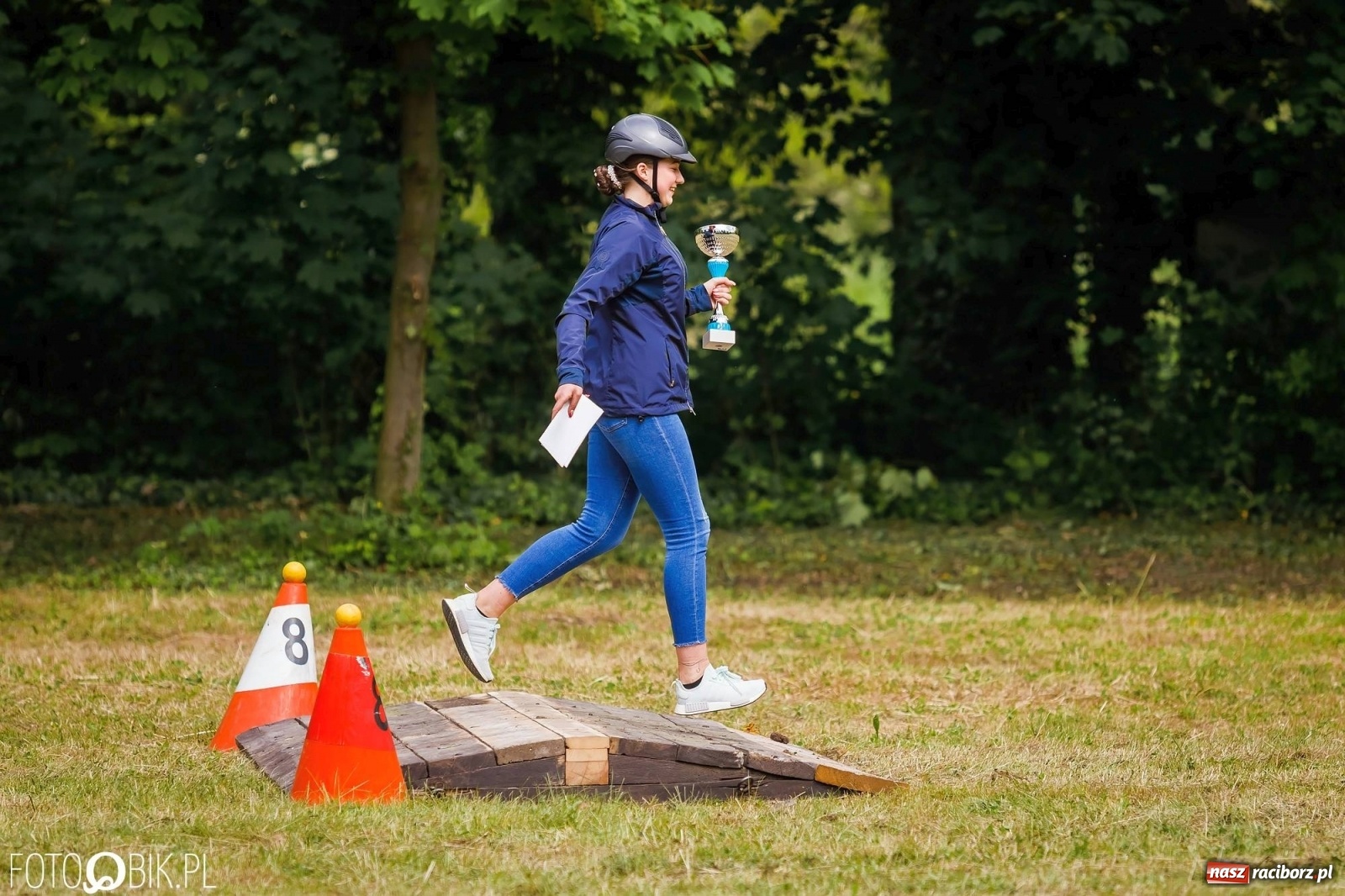 Zdjęcie w galerii na portalu naszraciborz.pl: W siodłach i zaprzęgach. Zawody konne w Łubowicach wiadomości z regionu