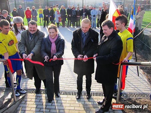 Zdjęcie w galerii na portalu naszraciborz.pl: Orlik wylądował przy Budowlance wiadomości z regionu