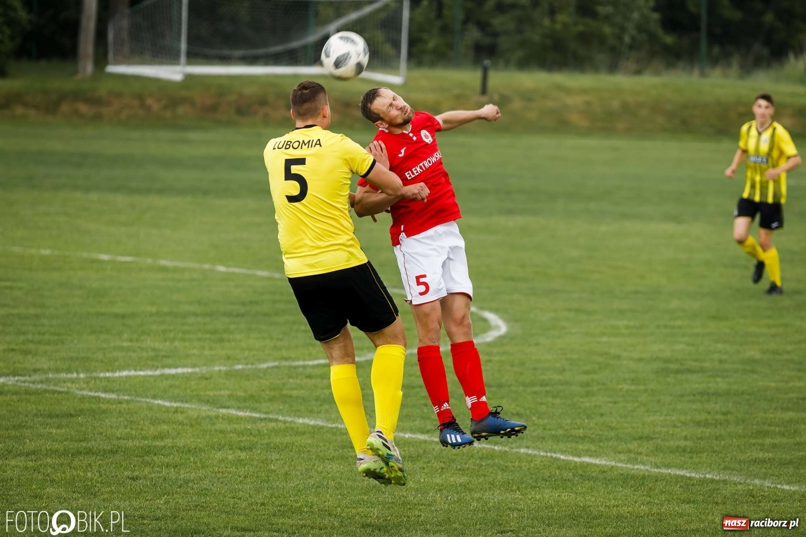 Zdjęcie w galerii na portalu naszraciborz.pl: Krzanowice-Lubomia. Nam strzelać nie kazano [FOTO] wiadomości z regionu