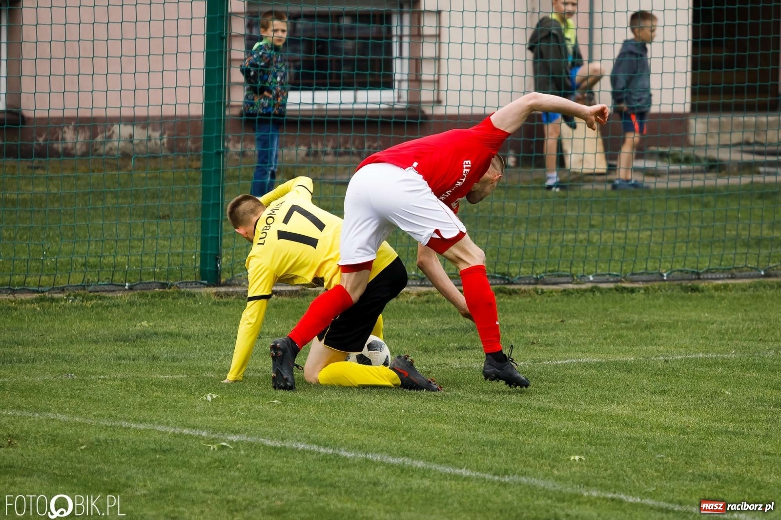 Zdjęcie w galerii na portalu naszraciborz.pl: Krzanowice-Lubomia. Nam strzelać nie kazano [FOTO] wiadomości z regionu