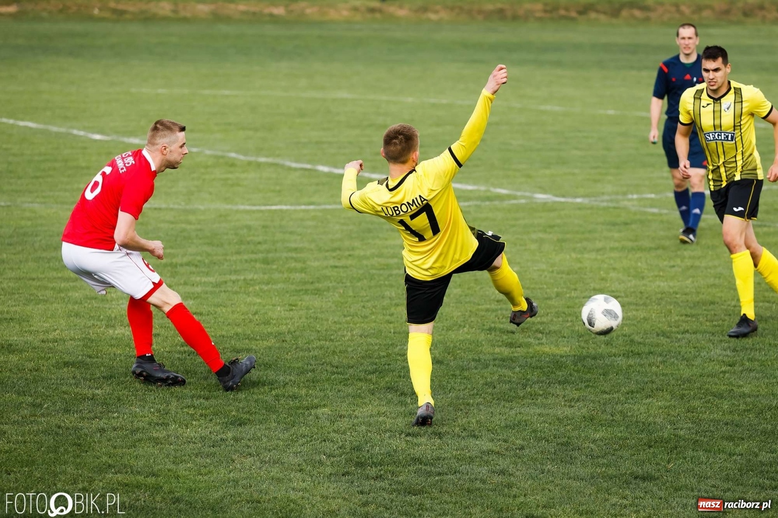 Zdjęcie w galerii na portalu naszraciborz.pl: Krzanowice-Lubomia. Nam strzelać nie kazano [FOTO] wiadomości z regionu