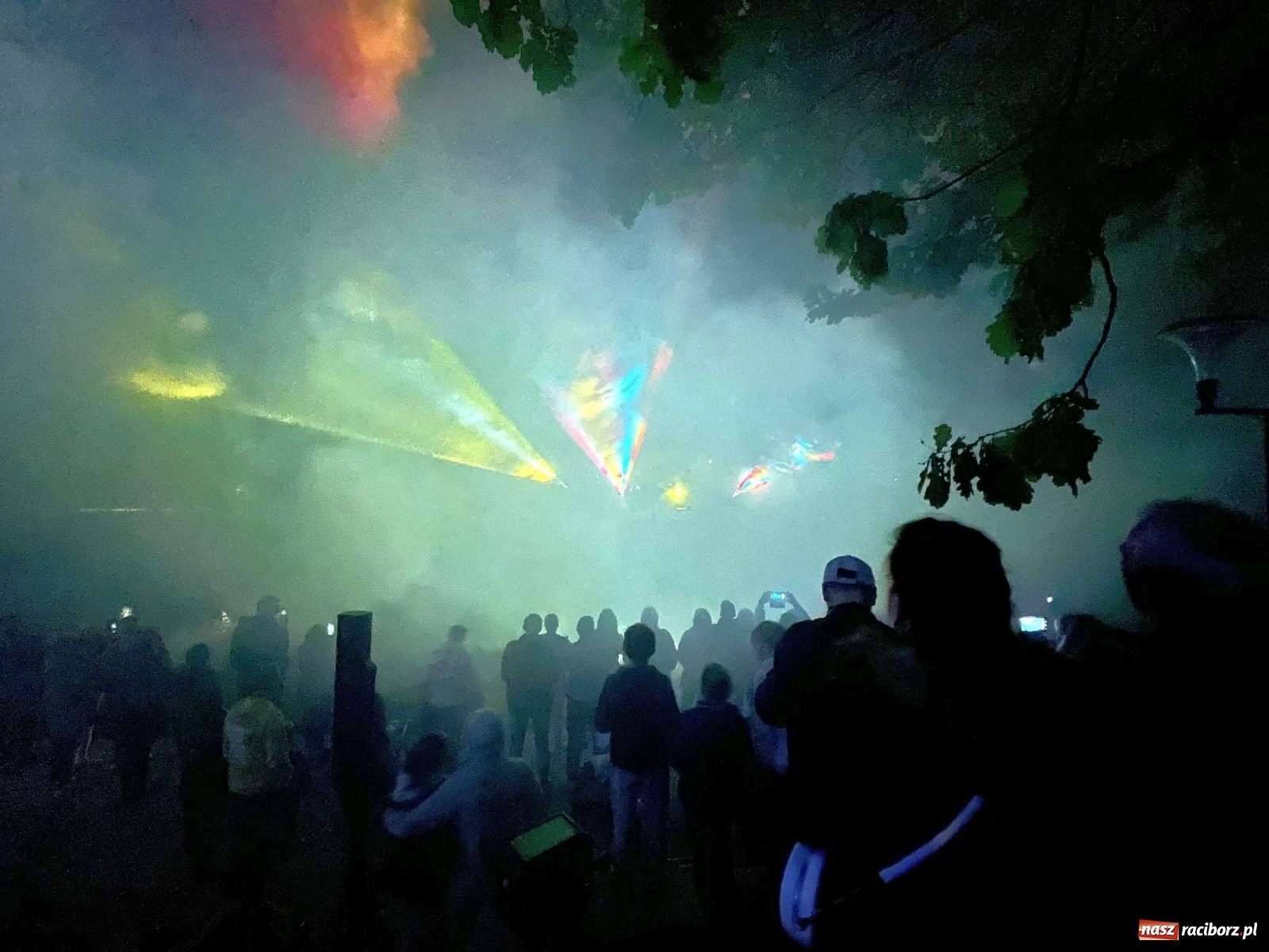 Zdjęcie w galerii na portalu naszraciborz.pl: Laserowe show na bulwarach [WIDEO] wiadomości z regionu