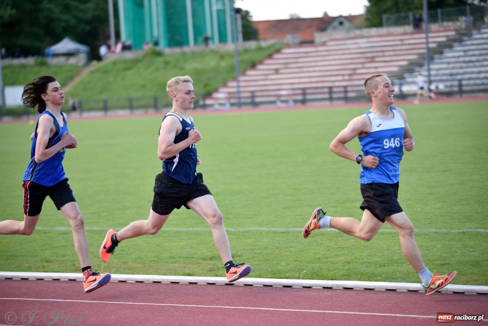 Zdjęcie w galerii na portalu naszraciborz.pl: LA. Wysoki poziom na śląskim championacie juniorów w Raciborzu wiadomości z regionu
