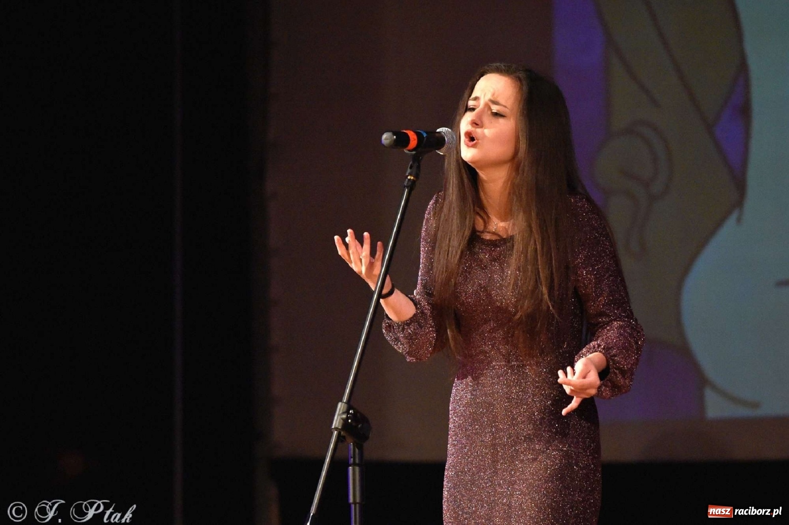 Zdjęcie w galerii na portalu naszraciborz.pl: Bajkowa muzyczna podróż z Perspektywą wiadomości z regionu