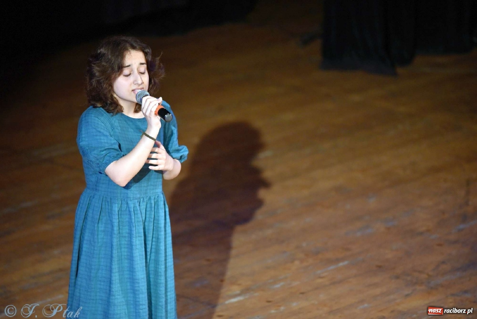 Zdjęcie w galerii na portalu naszraciborz.pl: Bajkowa muzyczna podróż z Perspektywą wiadomości z regionu