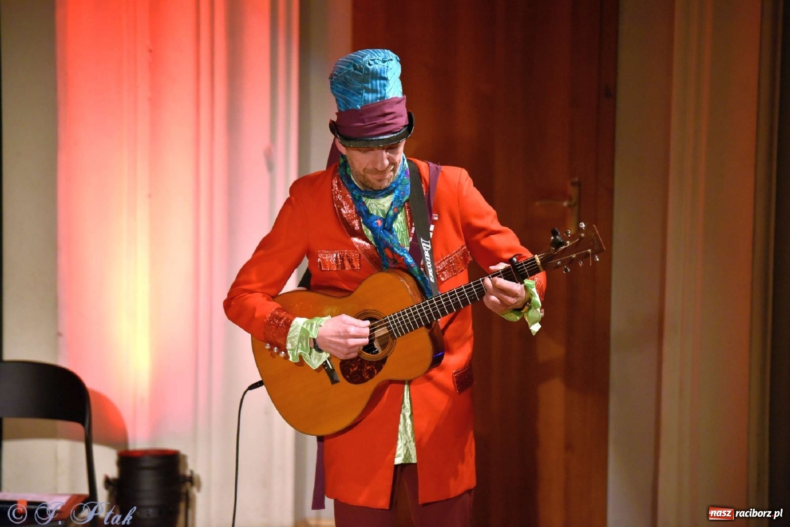 Zdjęcie w galerii na portalu naszraciborz.pl: Bajkowa muzyczna podróż z Perspektywą wiadomości z regionu