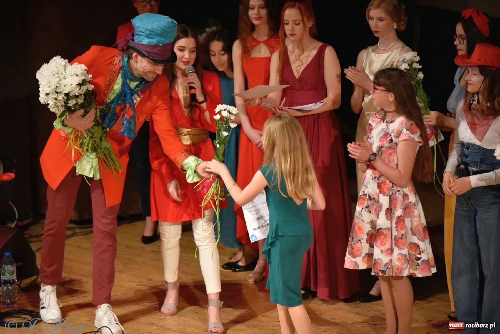 Zdjęcie w galerii na portalu naszraciborz.pl: Bajkowa muzyczna podróż z Perspektywą wiadomości z regionu