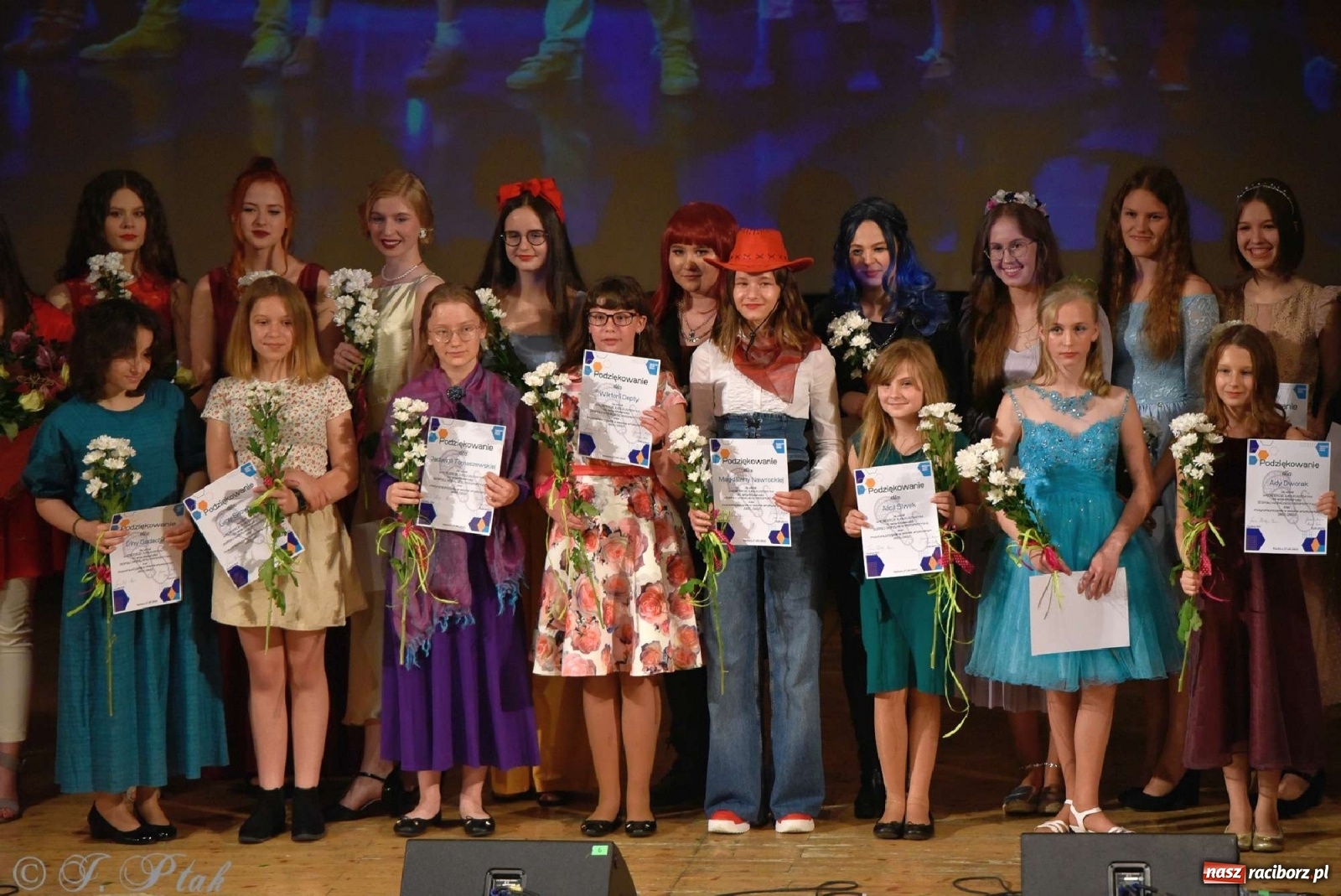 Zdjęcie w galerii na portalu naszraciborz.pl: Bajkowa muzyczna podróż z Perspektywą wiadomości z regionu