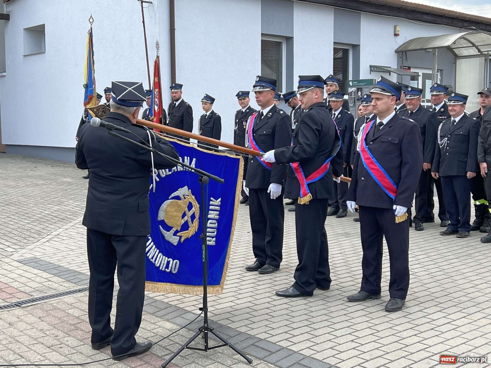 Zdjęcie w galerii na portalu naszraciborz.pl: Złoty Znak Związku dla OSP Rudnik na 100-lecie jednostki [FOTO i WIDEO] wiadomości z regionu