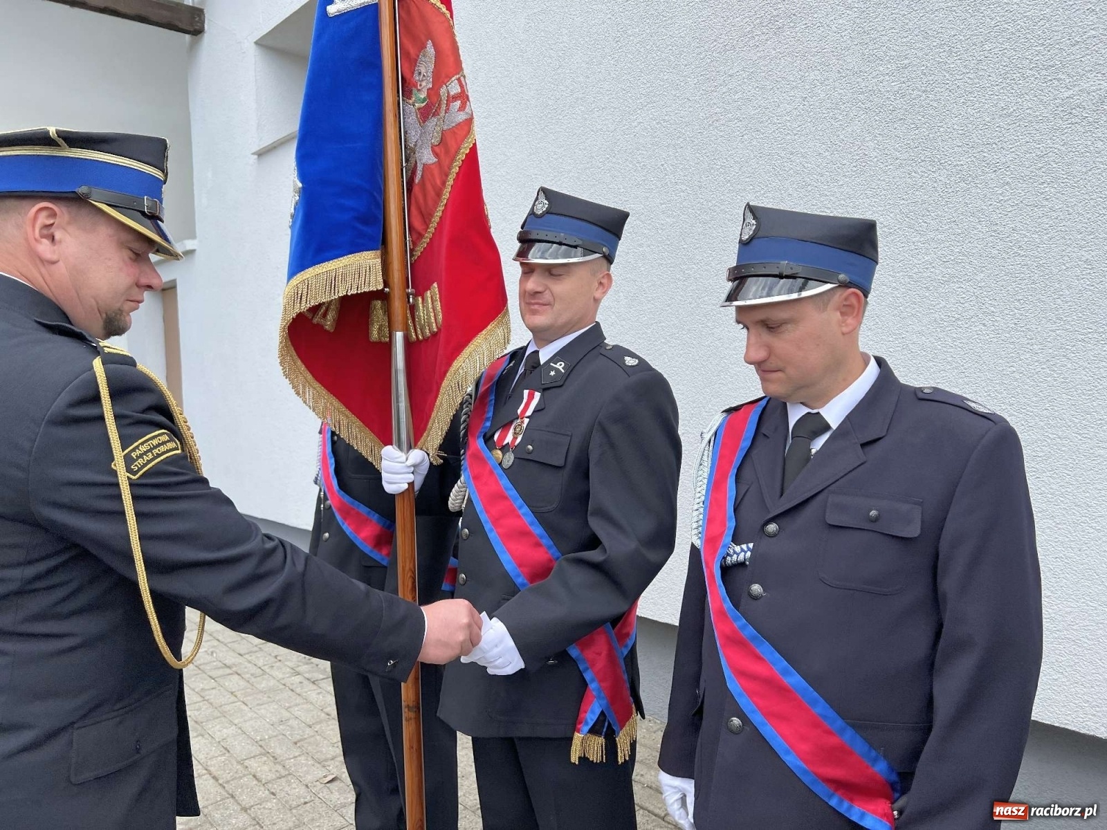 Zdjęcie w galerii na portalu naszraciborz.pl: Złoty Znak Związku dla OSP Rudnik na 100-lecie jednostki [FOTO i WIDEO] wiadomości z regionu