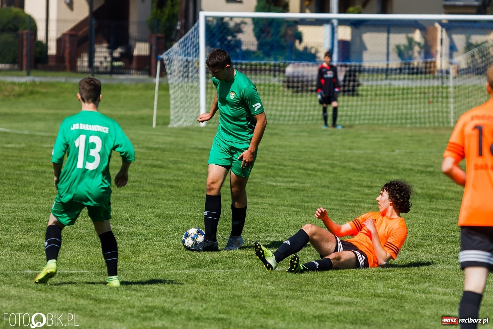Zdjęcie w galerii na portalu naszraciborz.pl: Juniorzy Studziennej bezlitośni dla Baranowic. Sześć goli Roberta Paczuły [FOTO] wiadomości z regionu