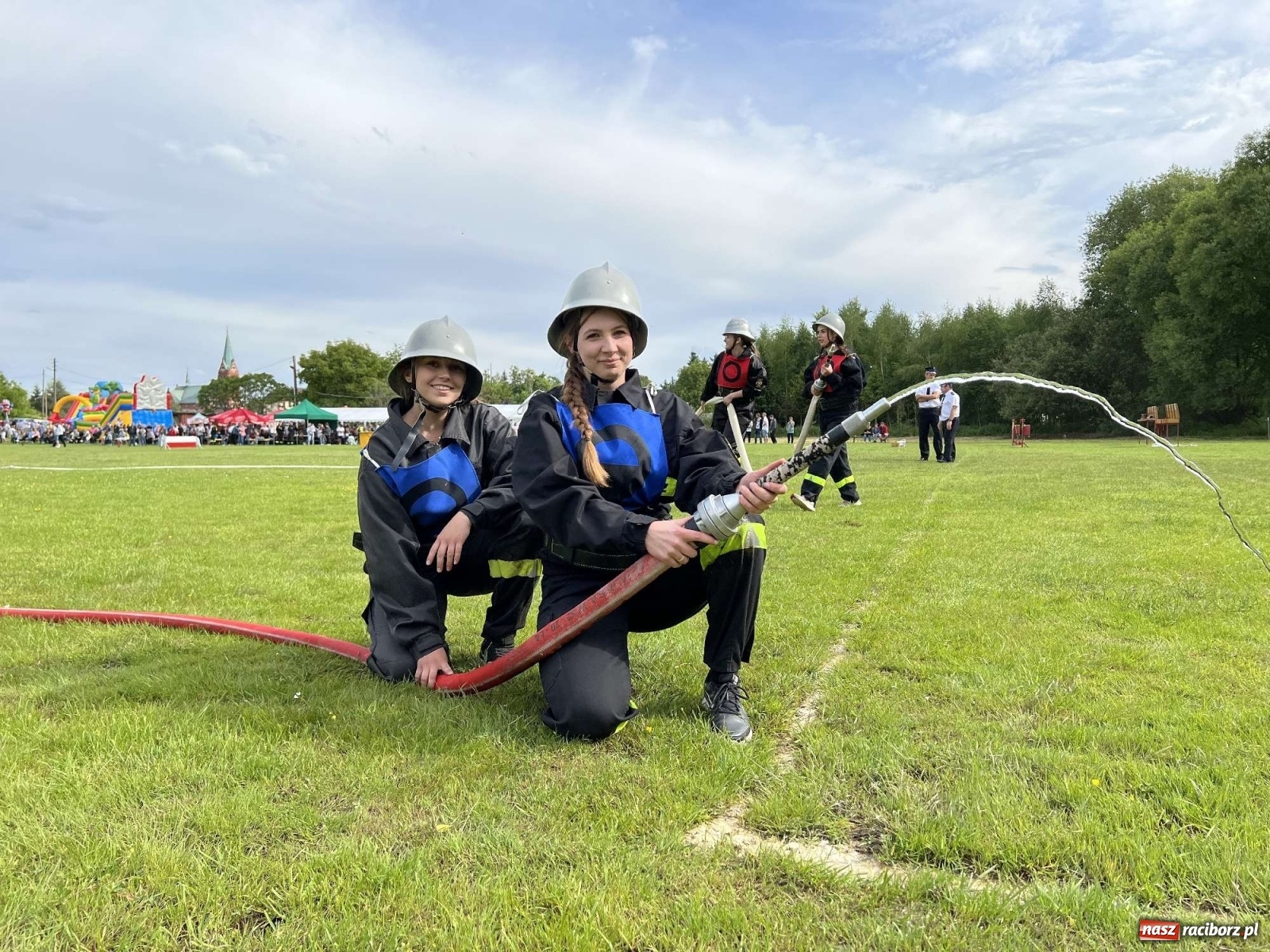 Zdjęcie w galerii na portalu naszraciborz.pl: Modzurów i Rudnik triumfują w gminnych zawodach sportowo-pożarniczych [FOTO i WIDEO] wiadomości z regionu