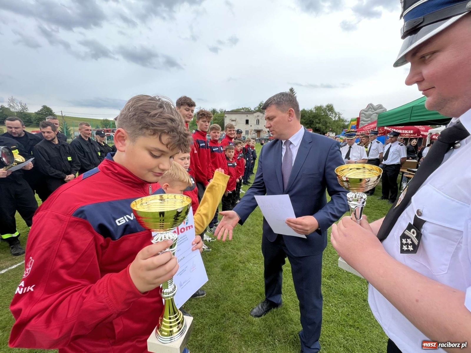 Zdjęcie w galerii na portalu naszraciborz.pl: Modzurów i Rudnik triumfują w gminnych zawodach sportowo-pożarniczych [FOTO i WIDEO] wiadomości z regionu
