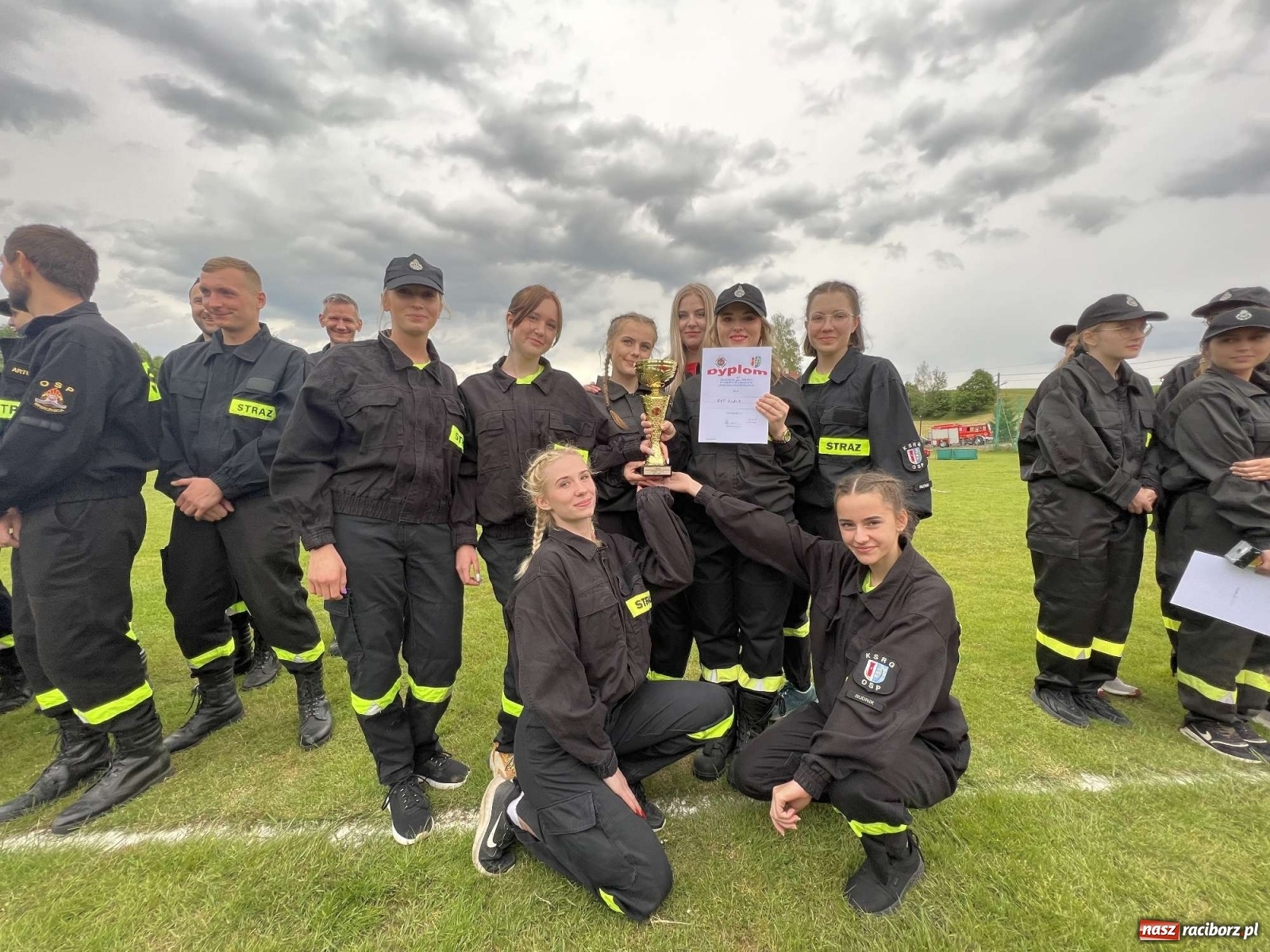 Zdjęcie w galerii na portalu naszraciborz.pl: Modzurów i Rudnik triumfują w gminnych zawodach sportowo-pożarniczych [FOTO i WIDEO] wiadomości z regionu