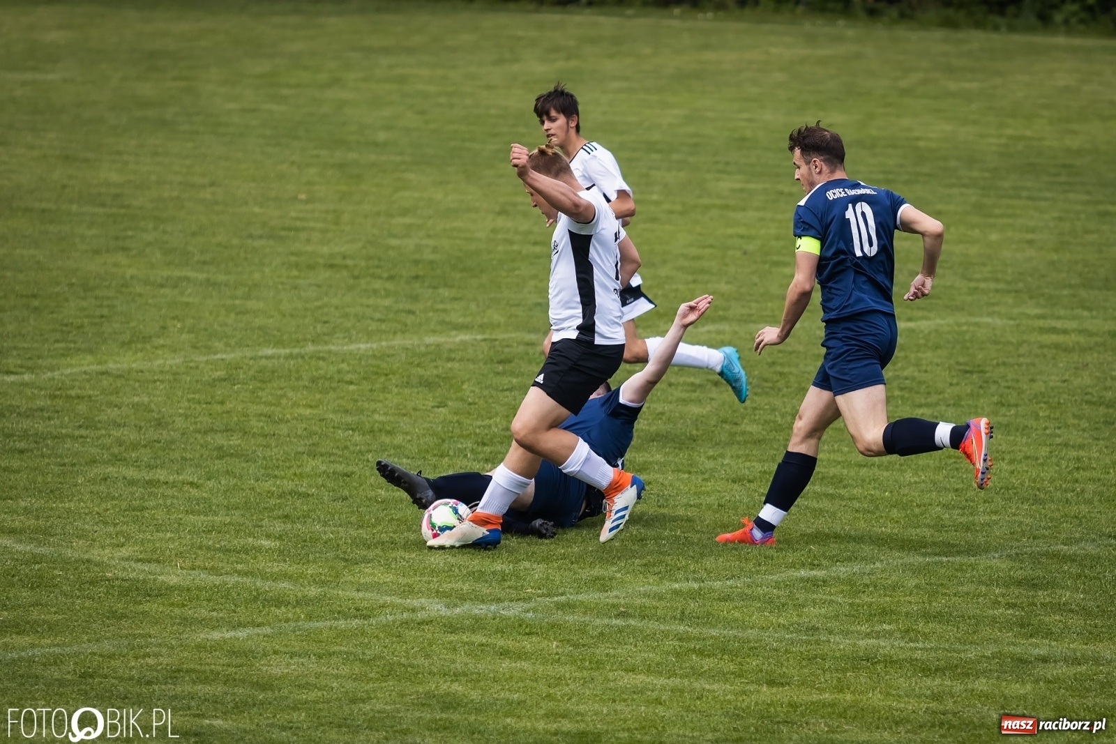 Zdjęcie w galerii na portalu naszraciborz.pl: C klasa. Udana pogoń Wichru Płonia [FOTO] wiadomości z regionu