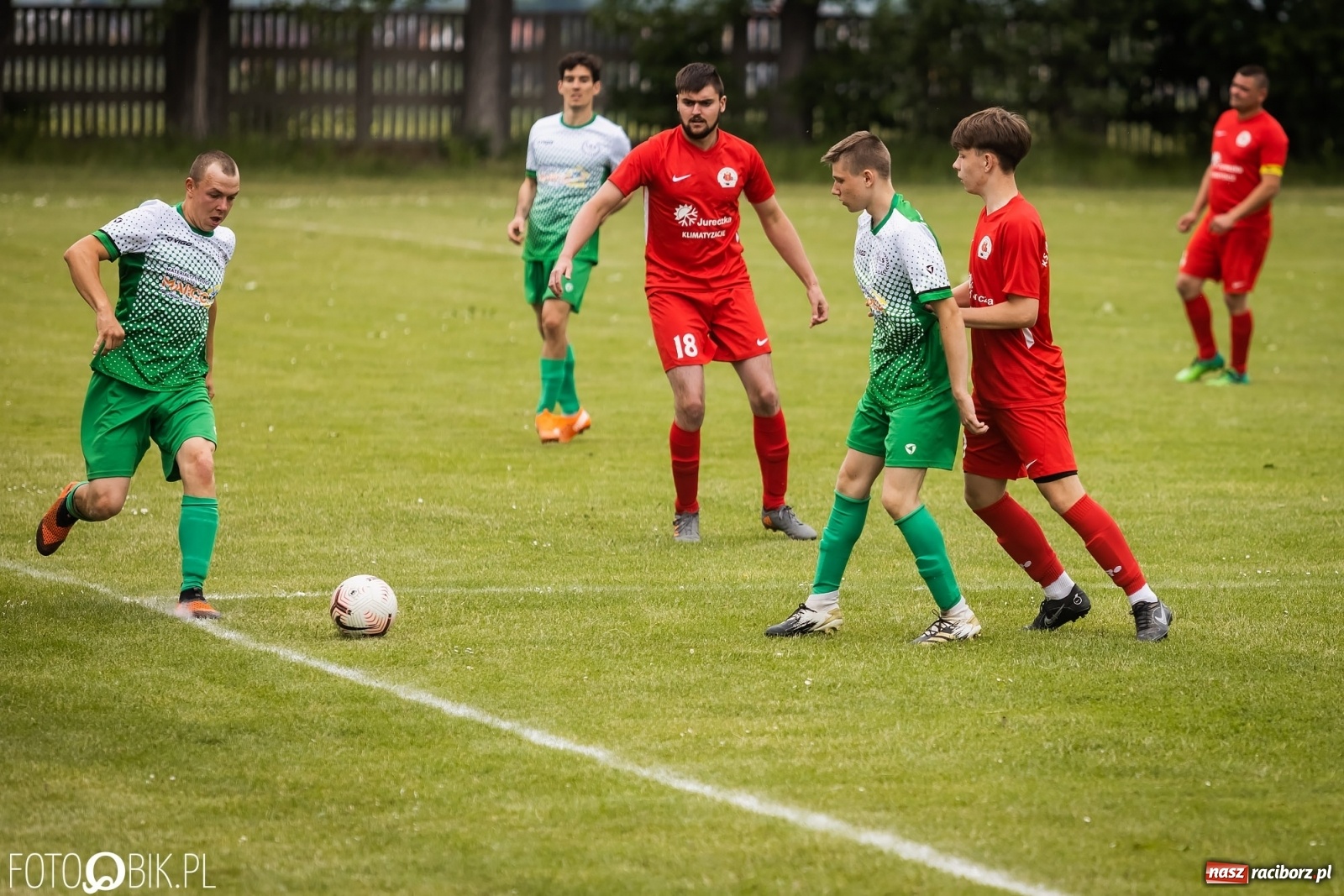 Zdjęcie w galerii na portalu naszraciborz.pl: Ogrom goli w Owsiszczach. Gospodarze pokonani [FOTO] wiadomości z regionu
