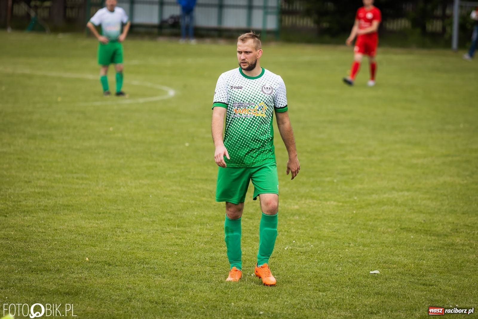 Zdjęcie w galerii na portalu naszraciborz.pl: Ogrom goli w Owsiszczach. Gospodarze pokonani [FOTO] wiadomości z regionu