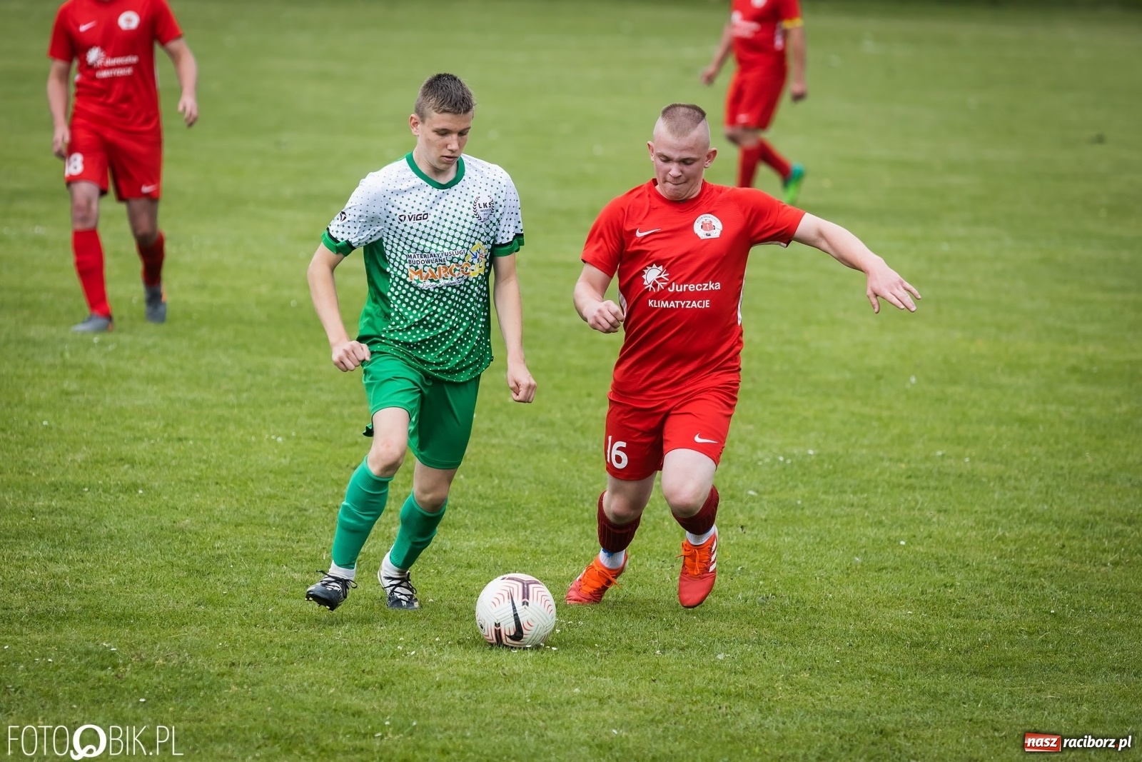 Zdjęcie w galerii na portalu naszraciborz.pl: Ogrom goli w Owsiszczach. Gospodarze pokonani [FOTO] wiadomości z regionu