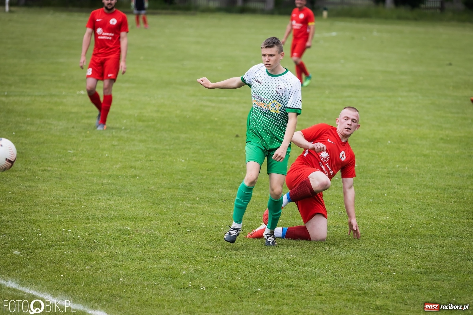 Zdjęcie w galerii na portalu naszraciborz.pl: Ogrom goli w Owsiszczach. Gospodarze pokonani [FOTO] wiadomości z regionu
