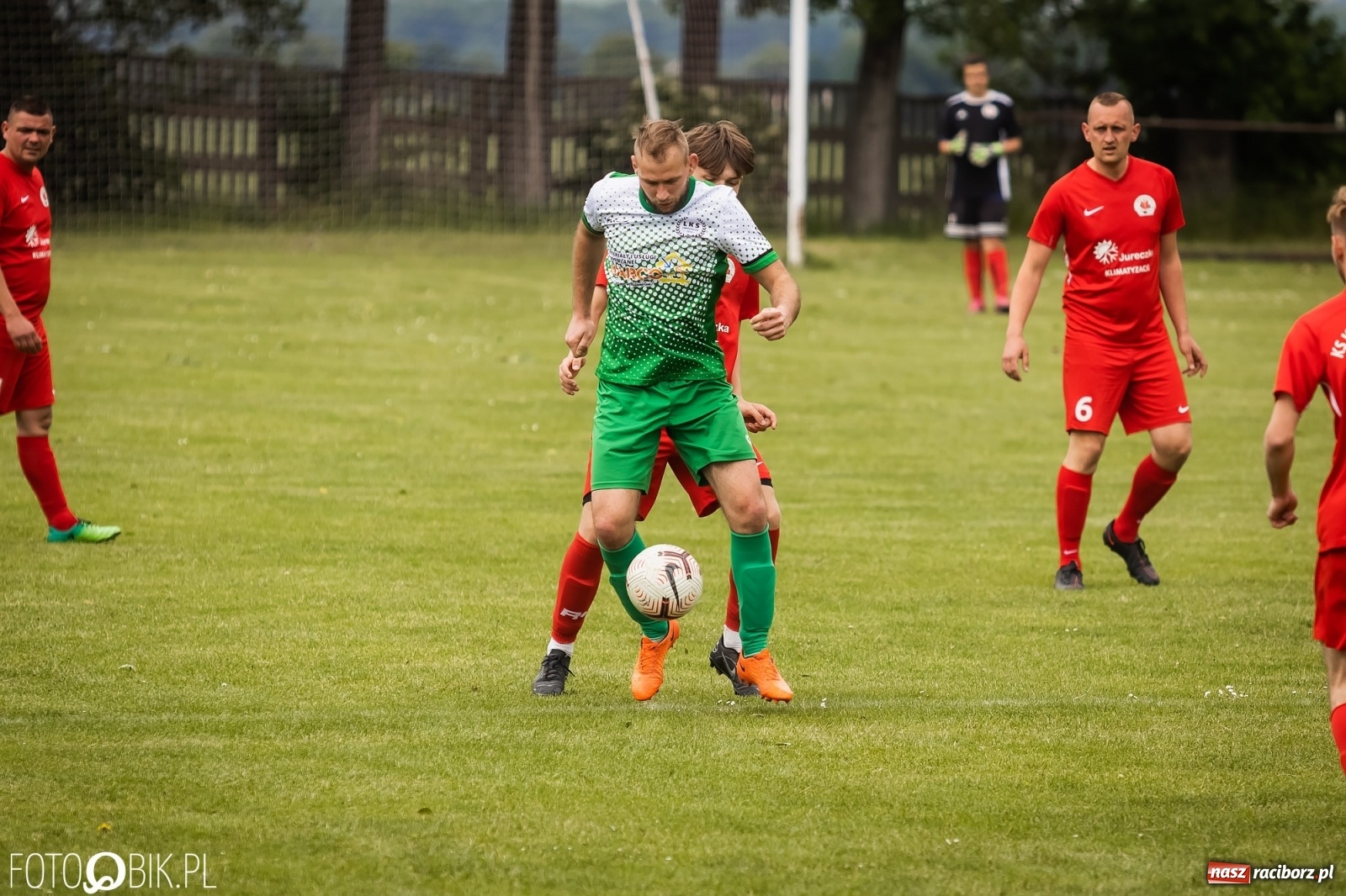 Zdjęcie w galerii na portalu naszraciborz.pl: Ogrom goli w Owsiszczach. Gospodarze pokonani [FOTO] wiadomości z regionu