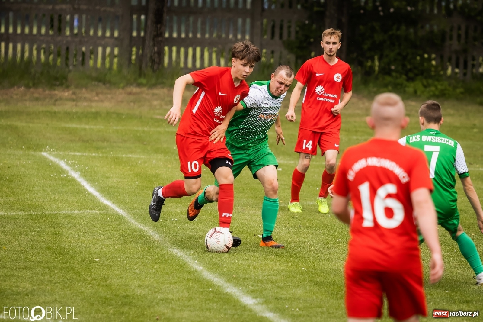 Zdjęcie w galerii na portalu naszraciborz.pl: Ogrom goli w Owsiszczach. Gospodarze pokonani [FOTO] wiadomości z regionu