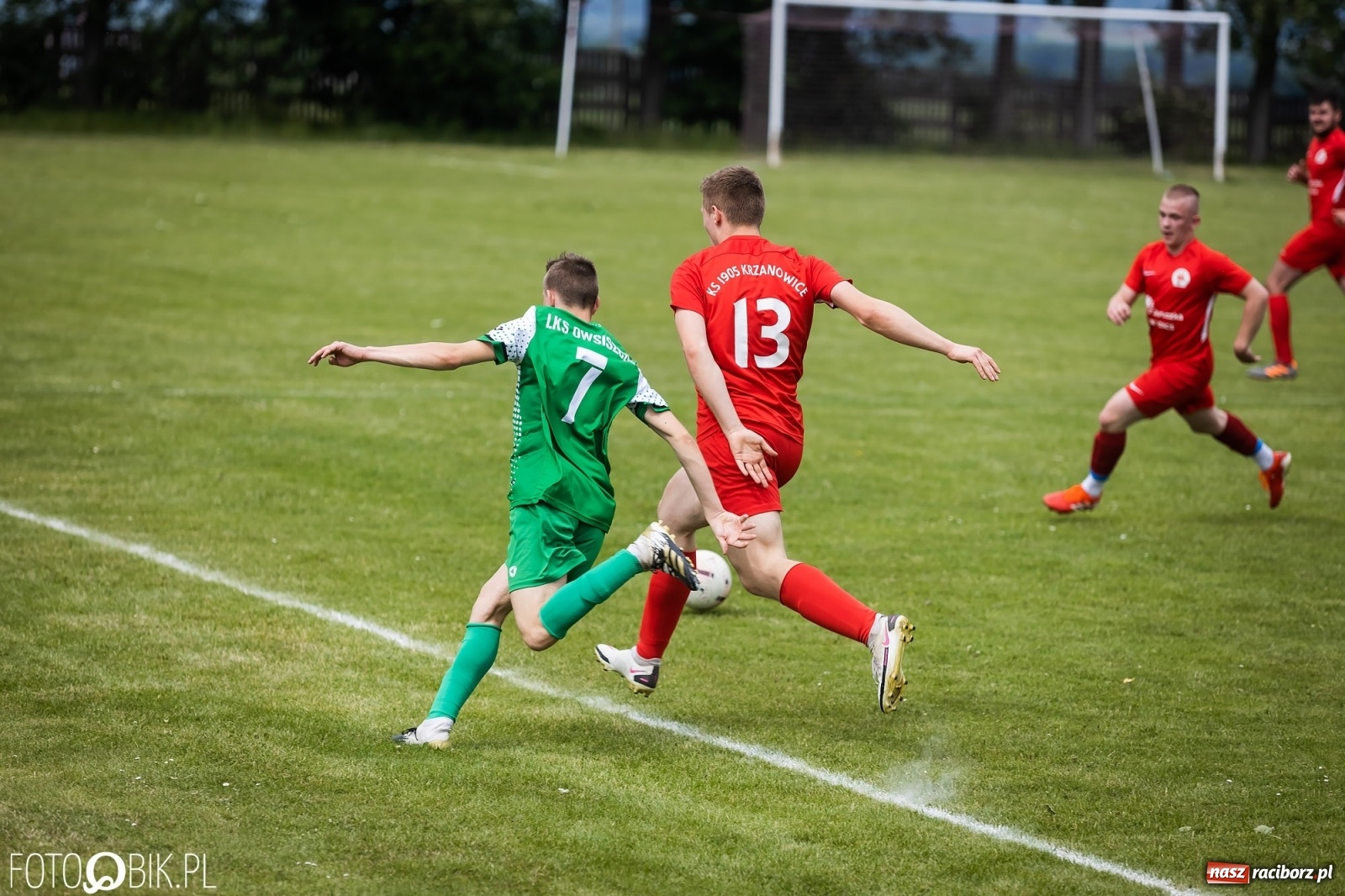 Zdjęcie w galerii na portalu naszraciborz.pl: Ogrom goli w Owsiszczach. Gospodarze pokonani [FOTO] wiadomości z regionu