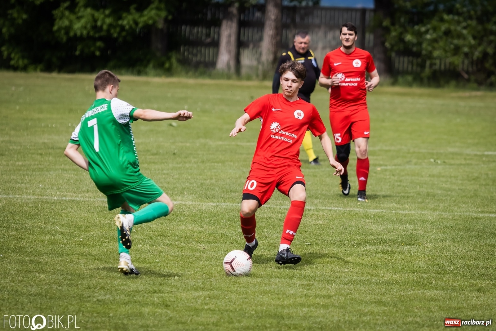 Zdjęcie w galerii na portalu naszraciborz.pl: Ogrom goli w Owsiszczach. Gospodarze pokonani [FOTO] wiadomości z regionu