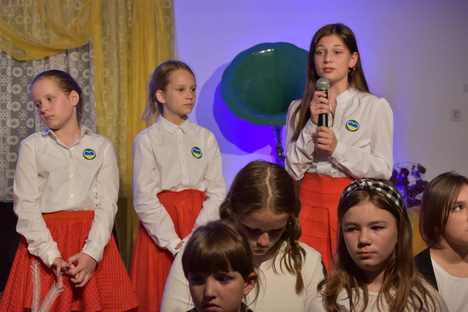 Zdjęcie w galerii na portalu naszraciborz.pl: Wolność dla Ukrainy, Lwowska domówka i spotkanie z prof. Stanisławem Sławomirem Nicieją na zamku wiadomości z regionu