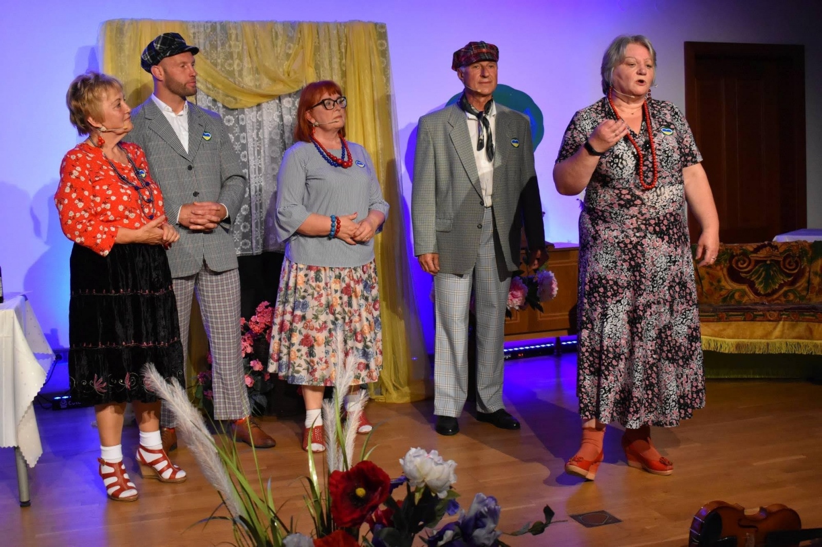 Zdjęcie w galerii na portalu naszraciborz.pl: Wolność dla Ukrainy, Lwowska domówka i spotkanie z prof. Stanisławem Sławomirem Nicieją na zamku wiadomości z regionu