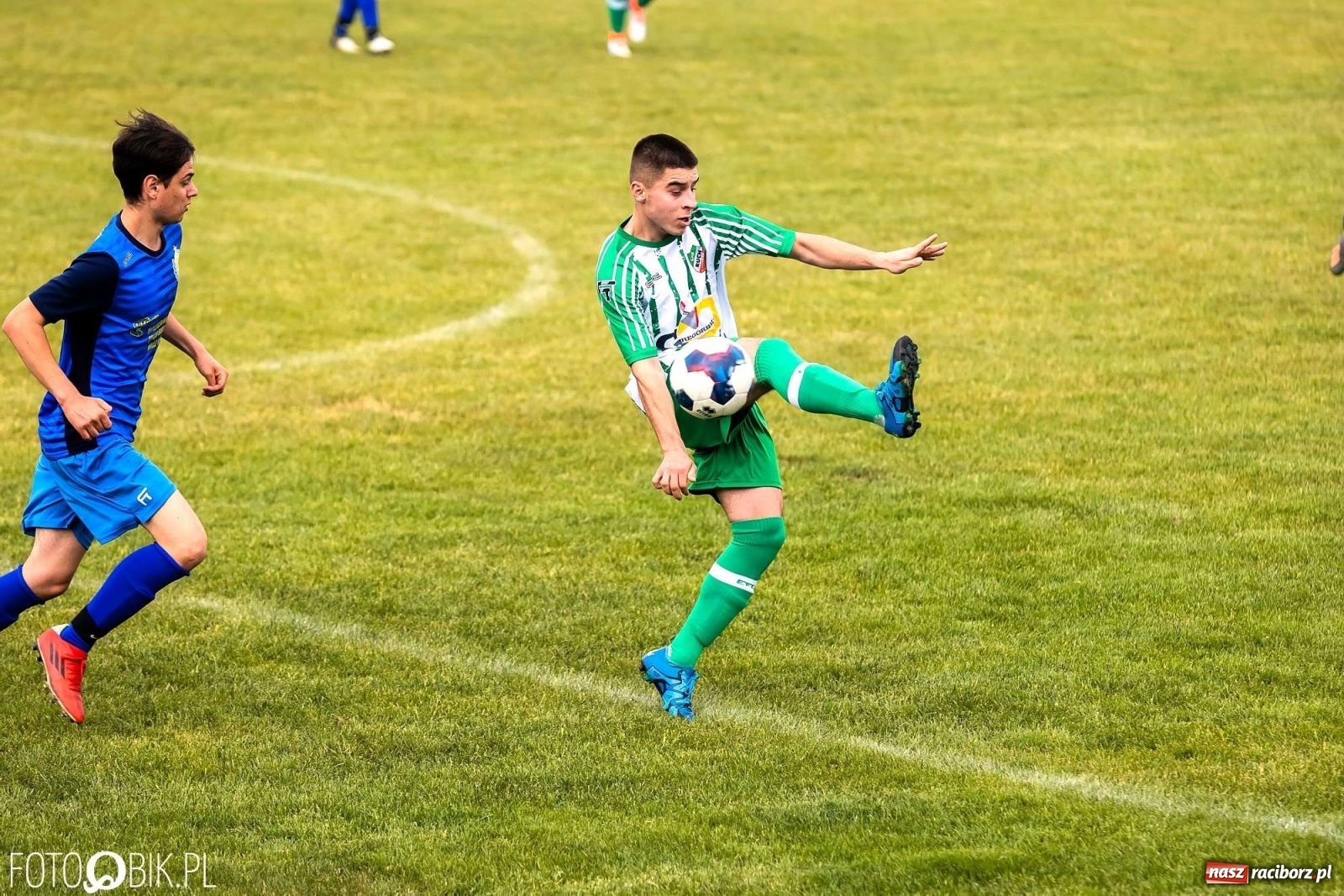Zdjęcie w galerii na portalu naszraciborz.pl: Bolesław kontra Brzezie. Dwie równe połowy zakończone podziałem punktów [FOTO] wiadomości z regionu