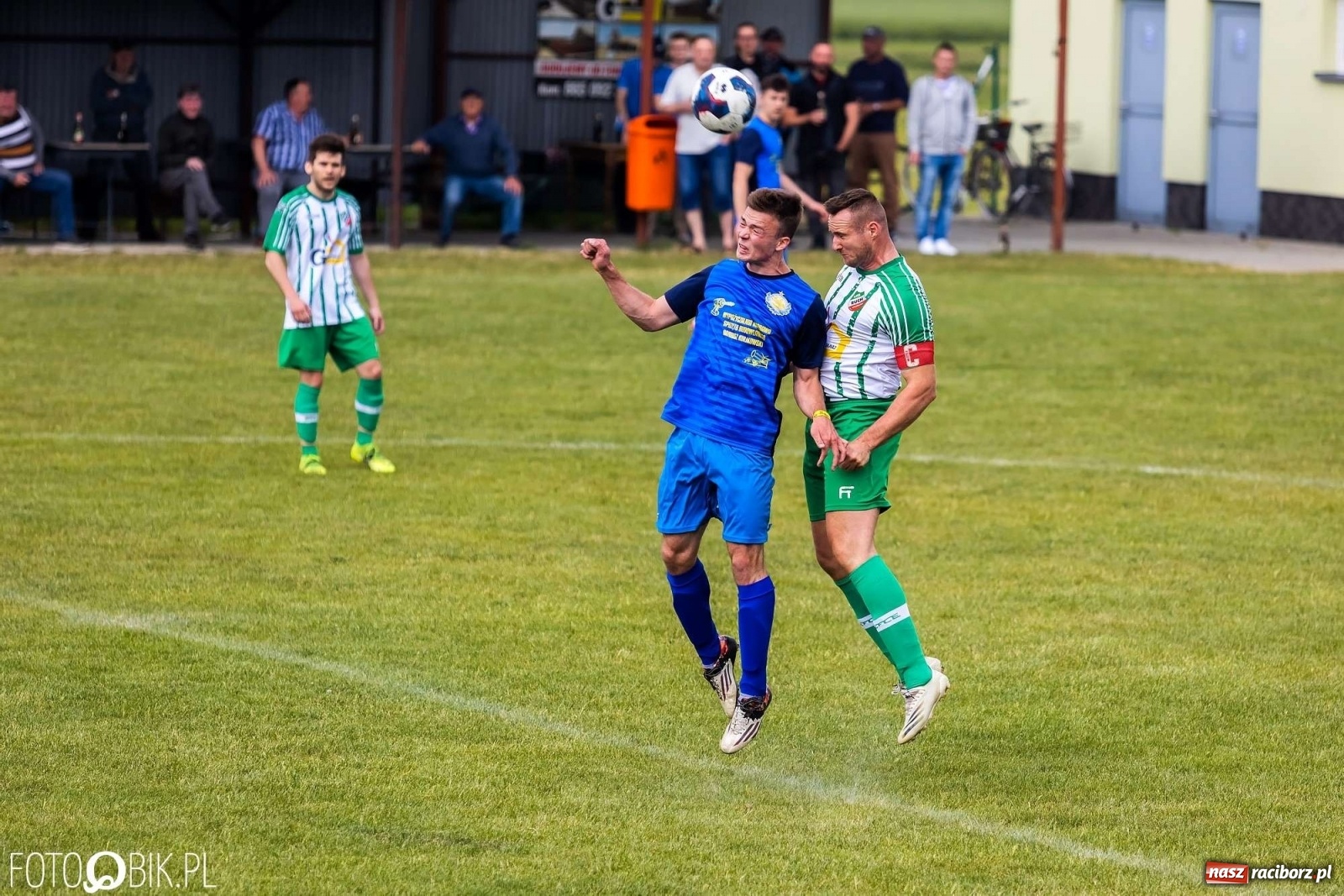 Zdjęcie w galerii na portalu naszraciborz.pl: Bolesław kontra Brzezie. Dwie równe połowy zakończone podziałem punktów [FOTO] wiadomości z regionu