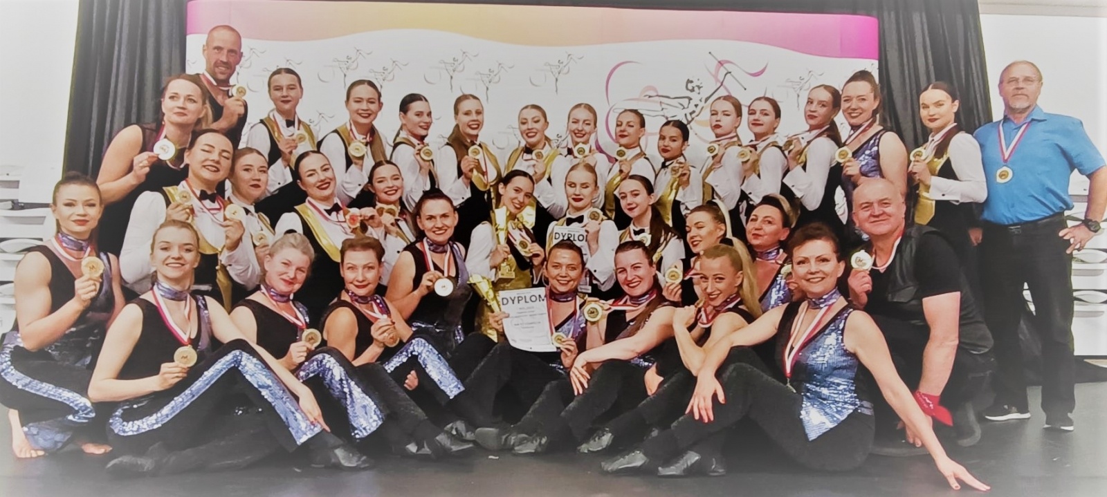 Zdjęcie w galerii na portalu naszraciborz.pl: Uśmiech seniorki z Tworkowa Mistrzyniami Polski  wiadomości z regionu