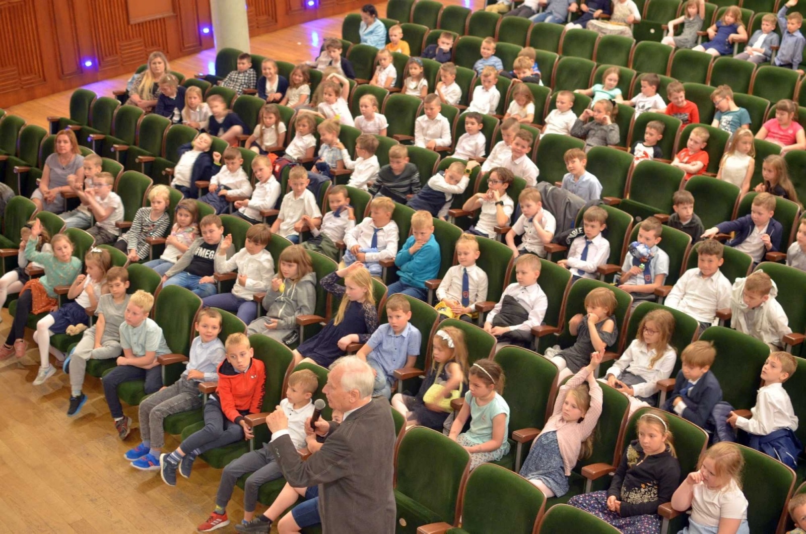 Zdjęcie w galerii na portalu naszraciborz.pl: Przedostatni koncert umuzykalniający: HARFA wiadomości z regionu