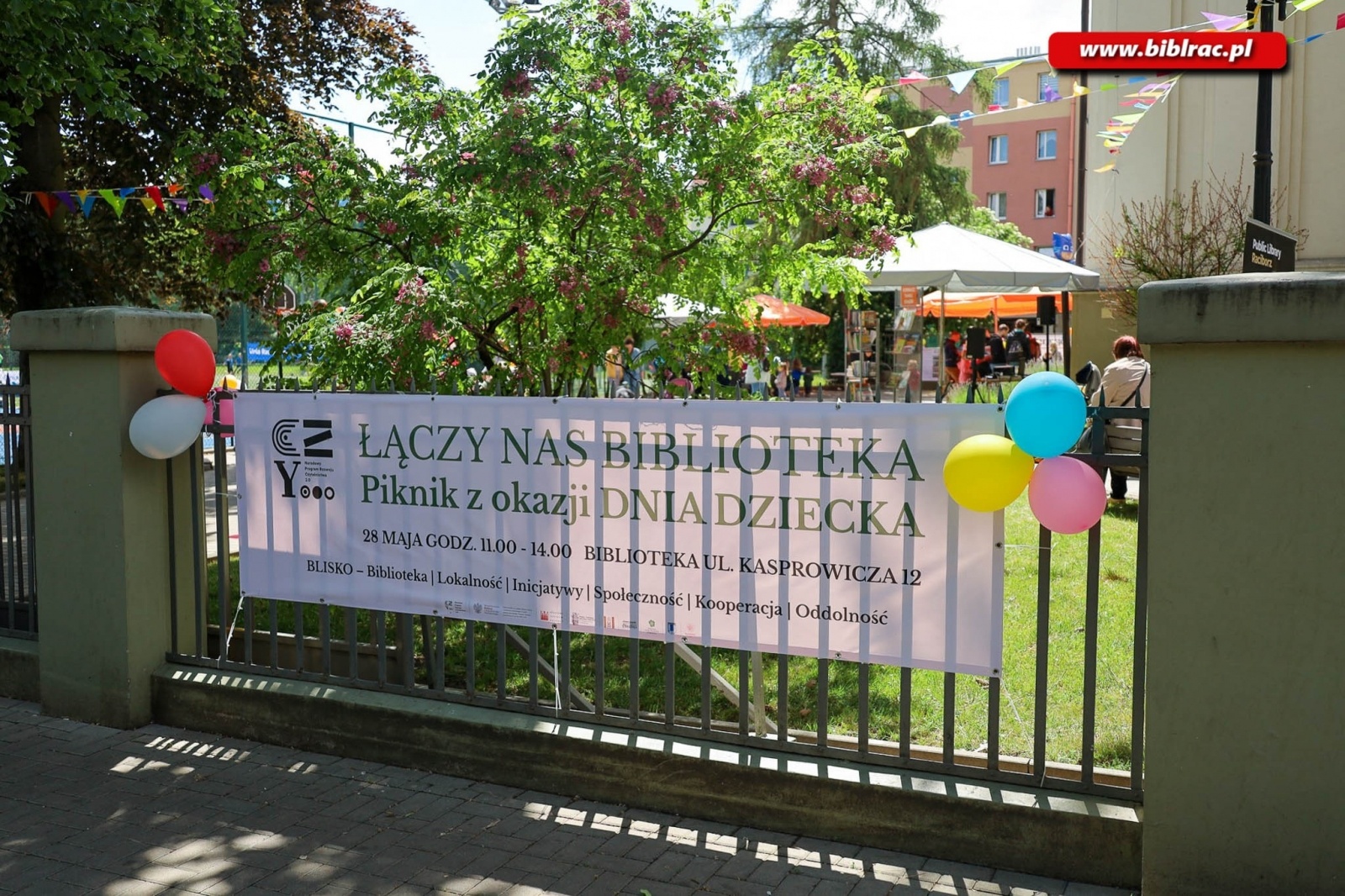 Zdjęcie w galerii na portalu naszraciborz.pl: Biblioteczny Dzień Dziecka z książką, piłką, historią i przyrodą wiadomości z regionu