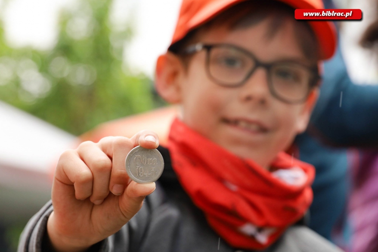Zdjęcie w galerii na portalu naszraciborz.pl: Biblioteczny Dzień Dziecka z książką, piłką, historią i przyrodą wiadomości z regionu