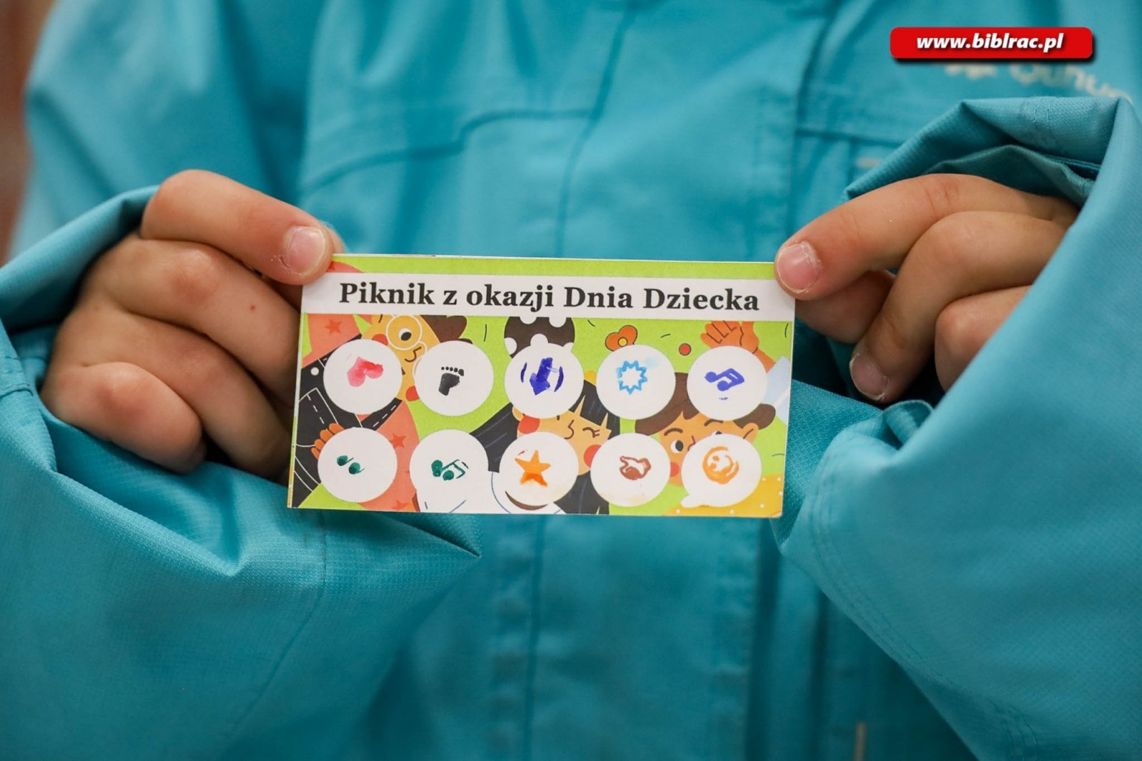 Zdjęcie w galerii na portalu naszraciborz.pl: Biblioteczny Dzień Dziecka z książką, piłką, historią i przyrodą wiadomości z regionu