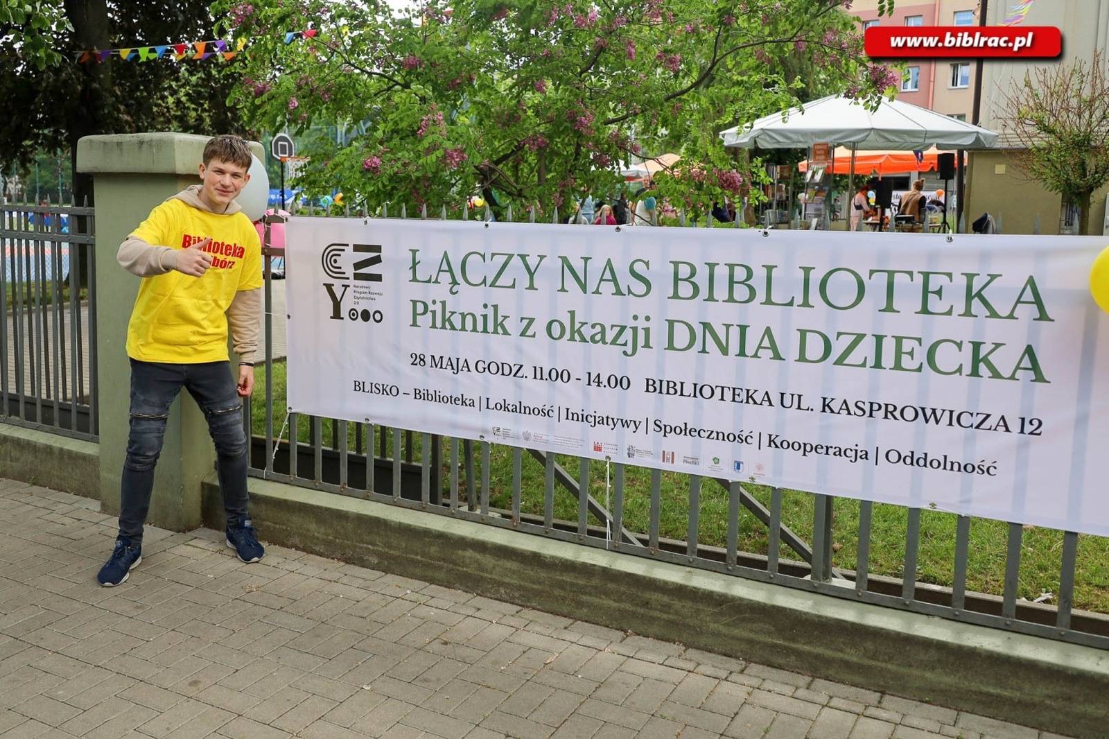 Zdjęcie w galerii na portalu naszraciborz.pl: Biblioteczny Dzień Dziecka z książką, piłką, historią i przyrodą wiadomości z regionu