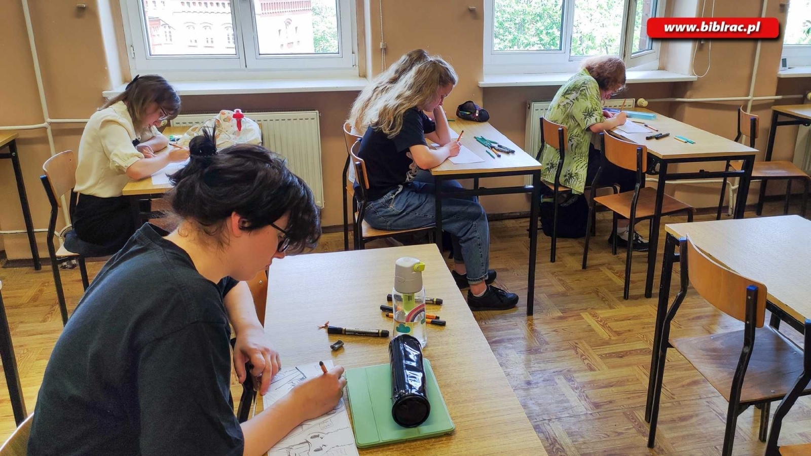 Zdjęcie w galerii na portalu naszraciborz.pl: W raciborskiej bibliotece tworzyli komiksy wiadomości z regionu