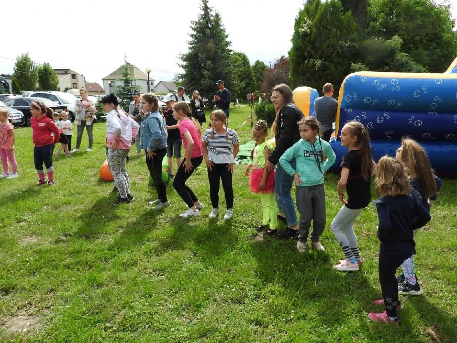 Zdjęcie w galerii na portalu naszraciborz.pl: Dzieci Dzieciom. Radosne świętowanie w Łubowicach wiadomości z regionu