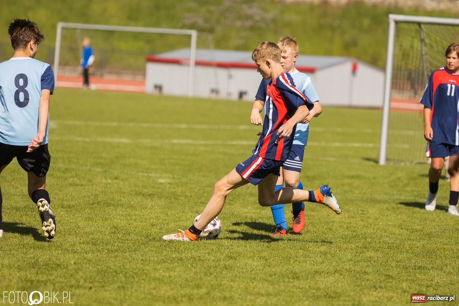Zdjęcie w galerii na portalu naszraciborz.pl: Ósmoklasiści w walce o puchar dyrektora ZSOMS [FOTO] wiadomości z regionu