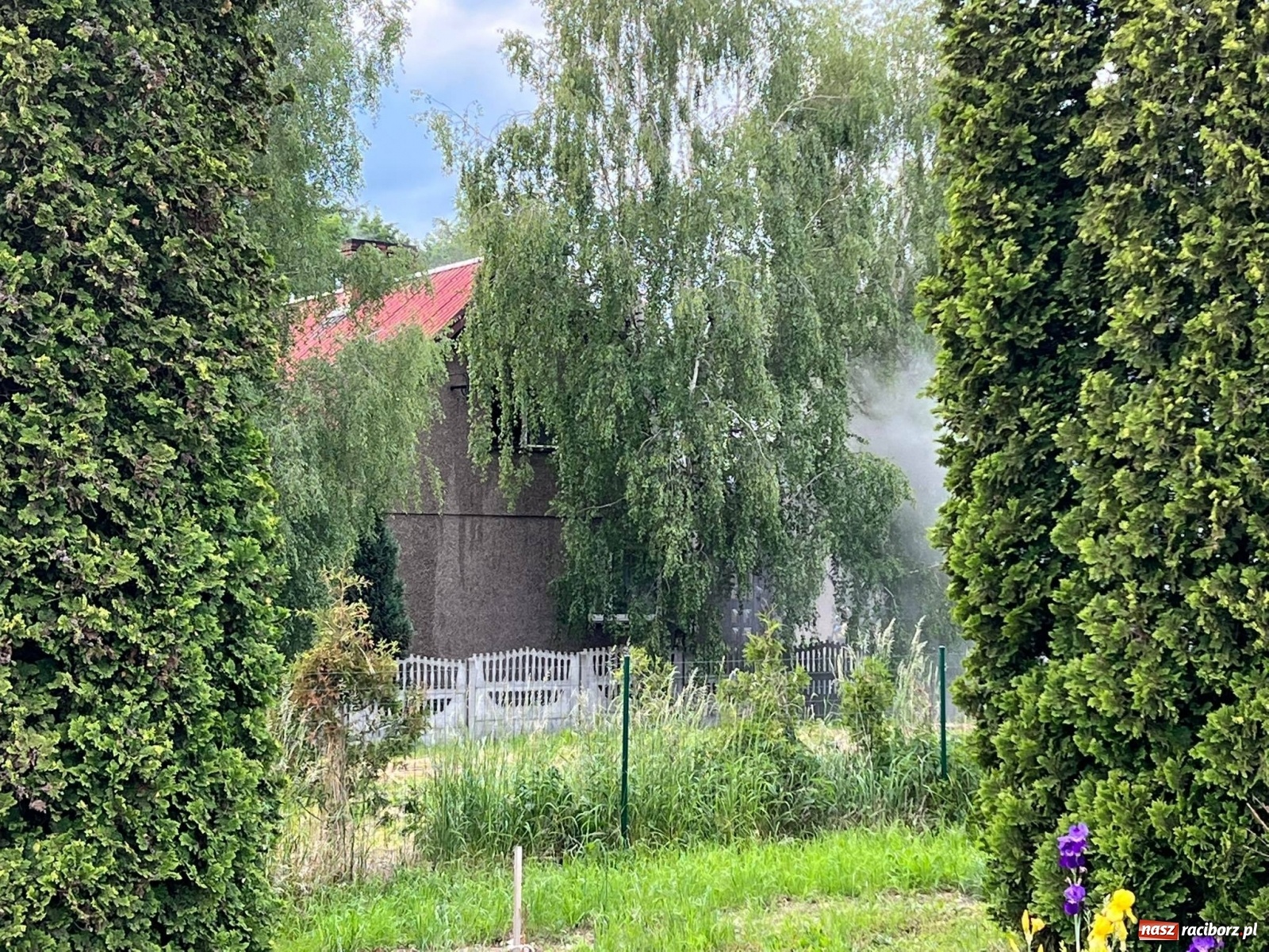 Zdjęcie w galerii na portalu naszraciborz.pl: Raport 998. Poważny pożar w Pogrzebieniu. Straty to 200 tys. złotych  wiadomości z regionu