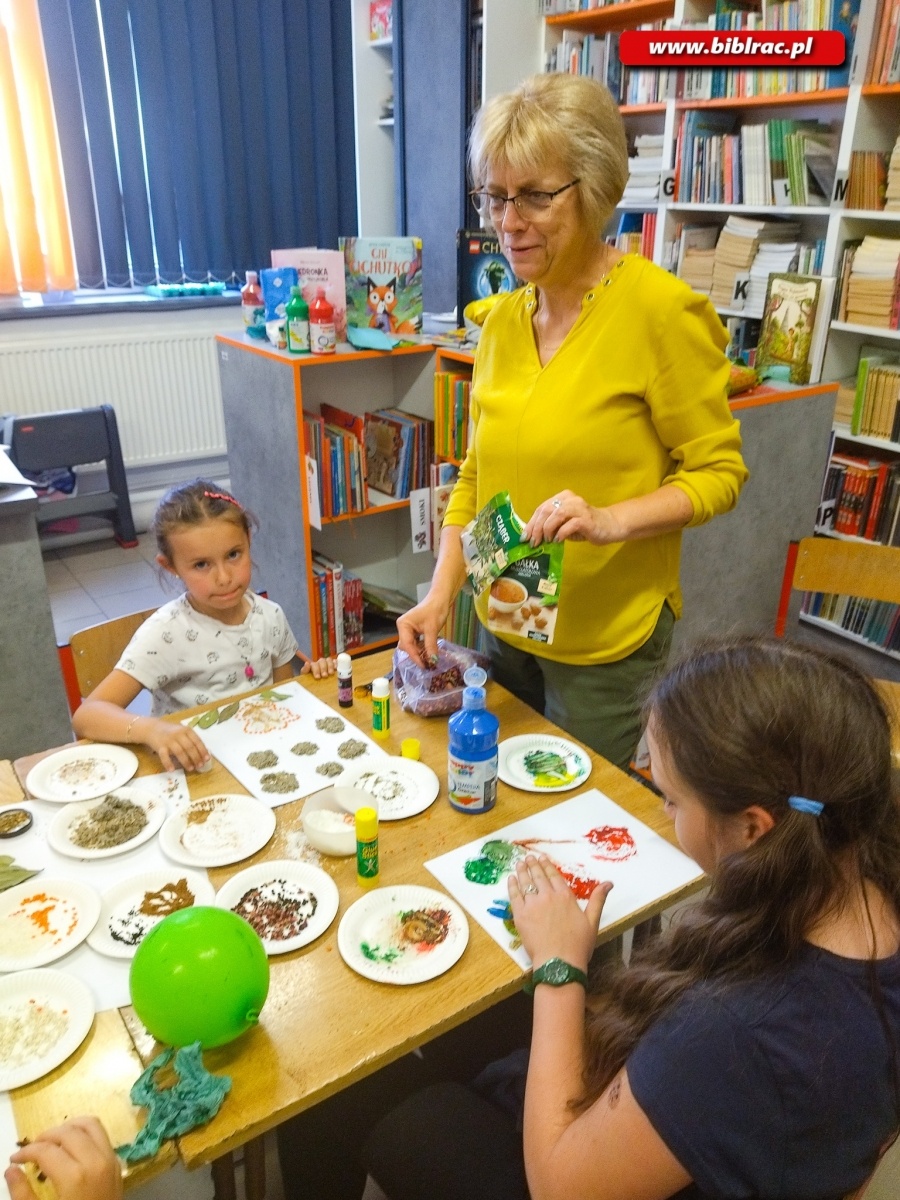 Zdjęcie w galerii na portalu naszraciborz.pl: Pachnące obrazy w Markowicach wiadomości z regionu