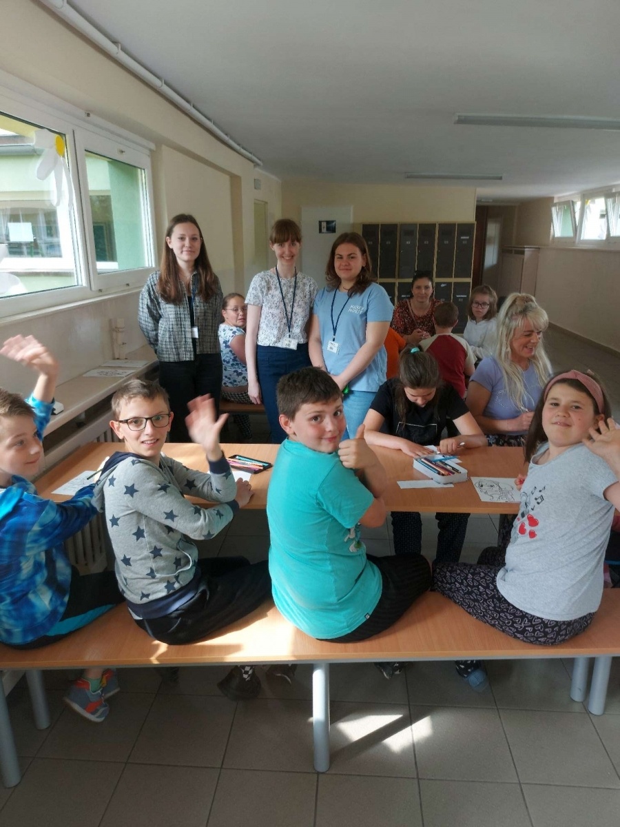 Zdjęcie w galerii na portalu naszraciborz.pl: Wolontariusze II LO w Zespole Szkół specjalnych w Raciborzu wiadomości z regionu