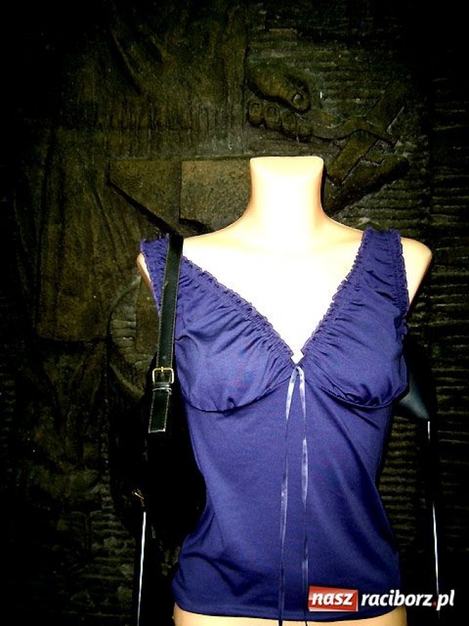 Zdjęcie w galerii na portalu naszraciborz.pl: Modne fiolety, fuksje i róże wiadomości z regionu