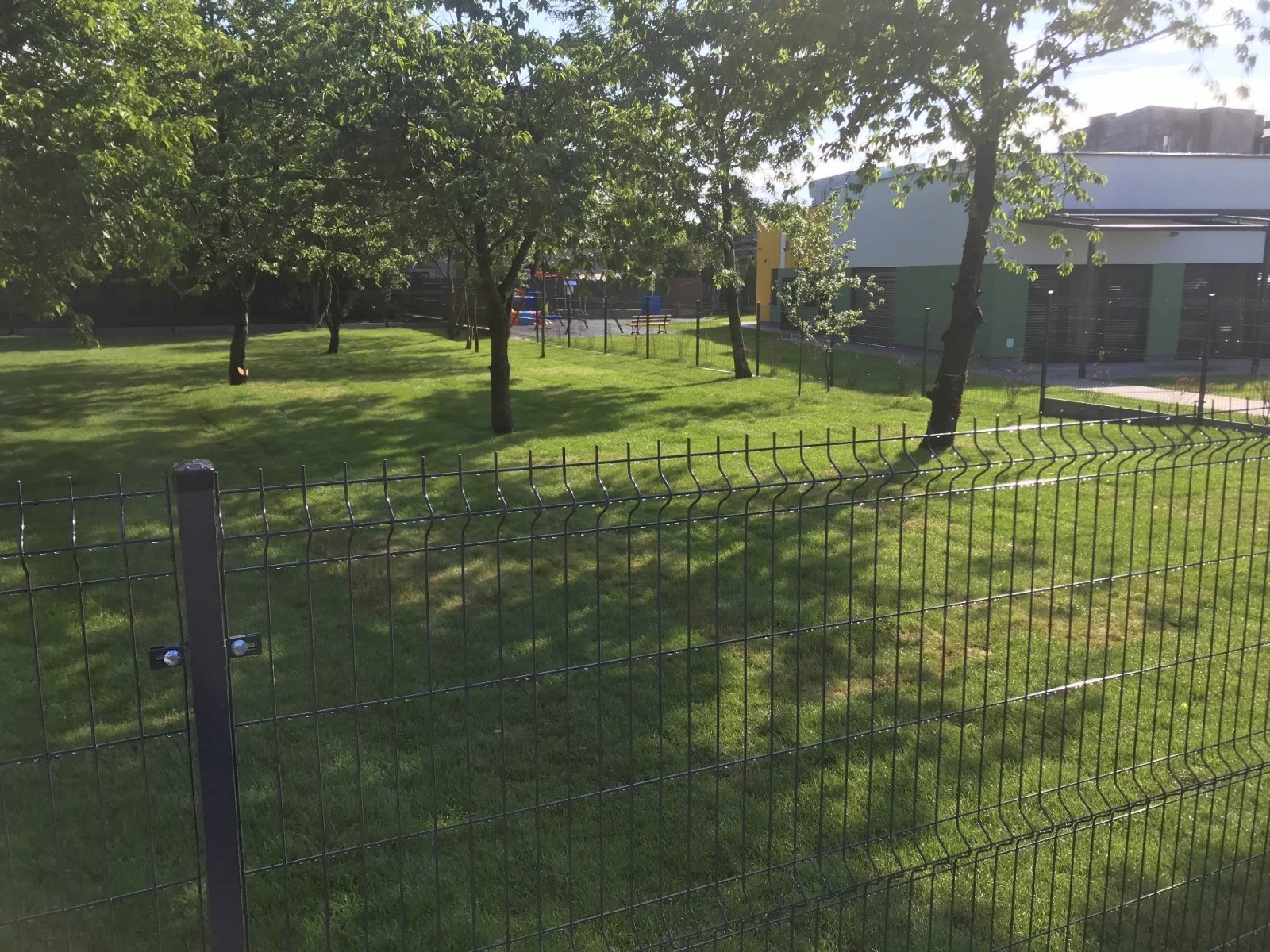 Zdjęcie w galerii na portalu naszraciborz.pl: List do redakcji. Rodzice rozczarowani obietnicami prezydenta i naczelnika oświaty wiadomości z regionu