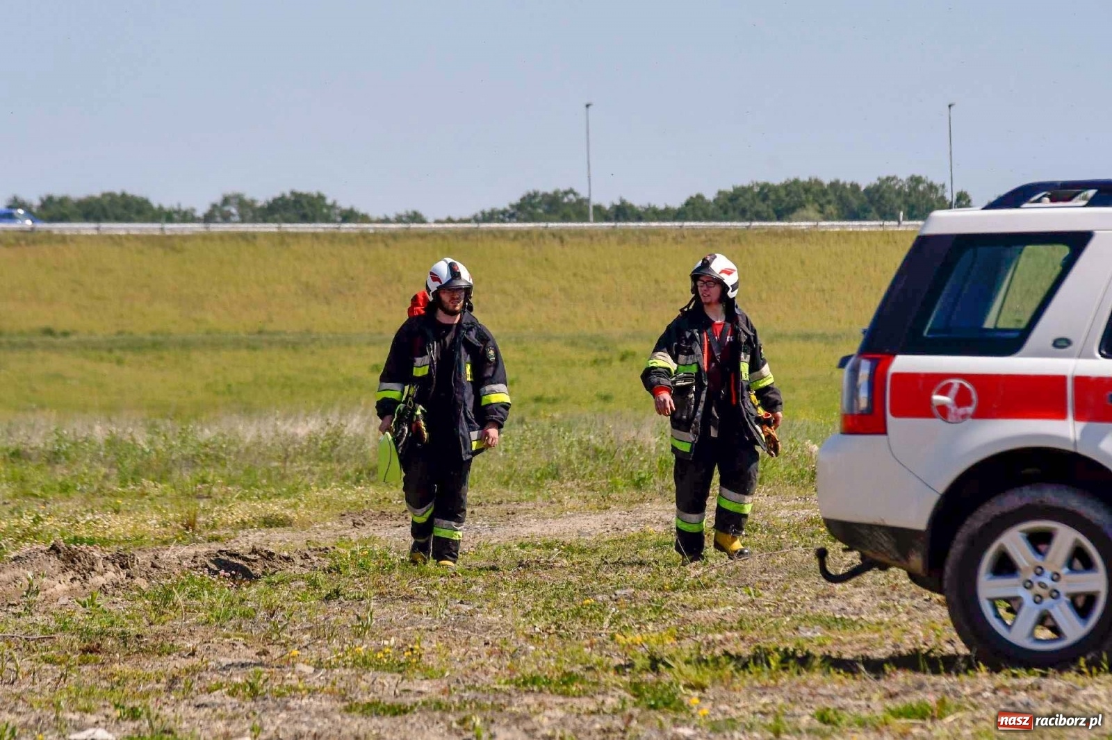 Zdjęcie w galerii na portalu naszraciborz.pl: Kompania odwodowa KSRG powiatu raciborskiego ćwiczyła dziś na terenie zbiornika Racibórz [FOTO i WIDEO] wiadomości z regionu