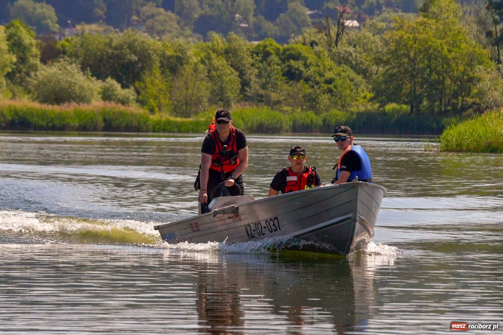 Zdjęcie w galerii na portalu naszraciborz.pl: Kompania odwodowa KSRG powiatu raciborskiego ćwiczyła dziś na terenie zbiornika Racibórz [FOTO i WIDEO] wiadomości z regionu