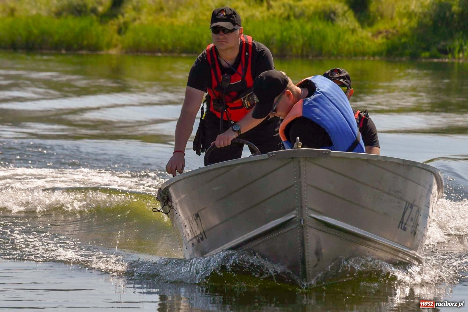 Zdjęcie w galerii na portalu naszraciborz.pl: Kompania odwodowa KSRG powiatu raciborskiego ćwiczyła dziś na terenie zbiornika Racibórz [FOTO i WIDEO] wiadomości z regionu
