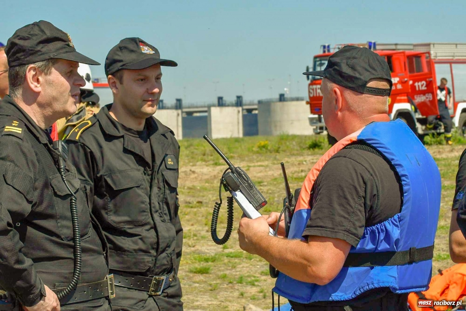 Zdjęcie w galerii na portalu naszraciborz.pl: Kompania odwodowa KSRG powiatu raciborskiego ćwiczyła dziś na terenie zbiornika Racibórz [FOTO i WIDEO] wiadomości z regionu
