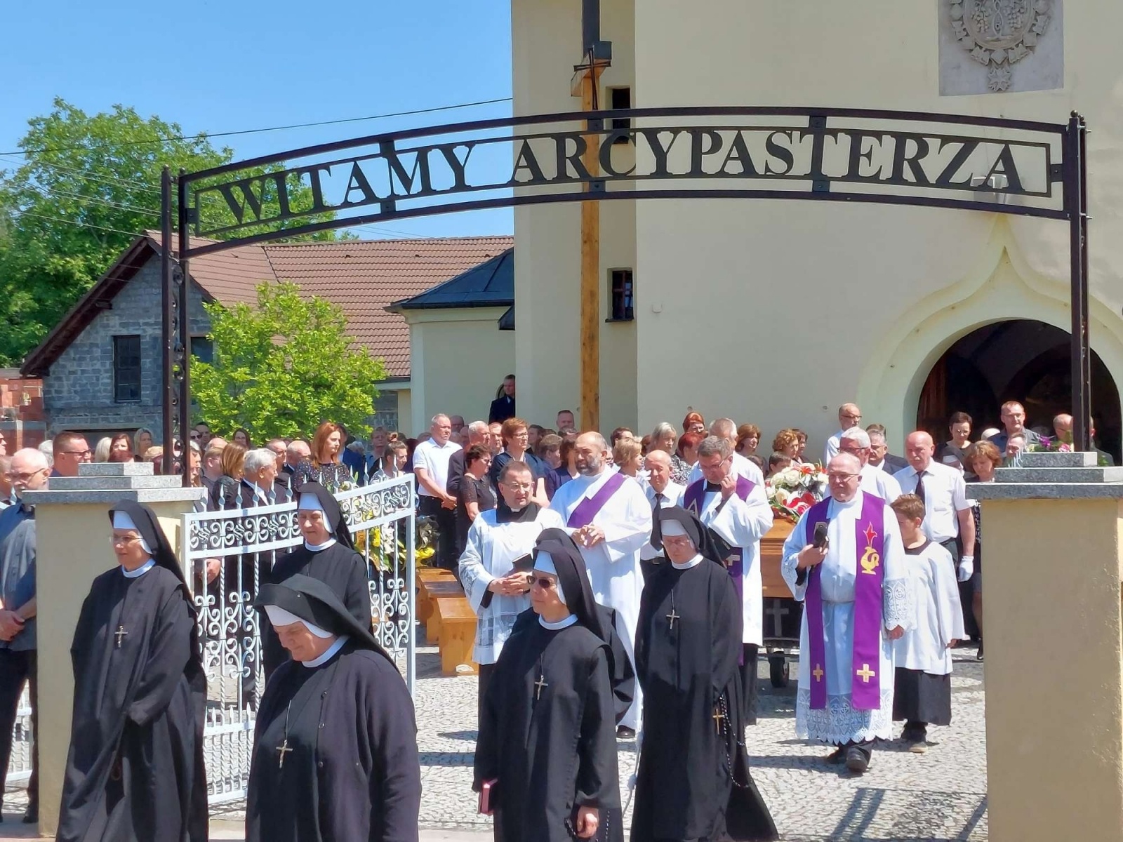 Zdjęcie w galerii na portalu naszraciborz.pl: Ostatnie pożegnanie śp. Tadeusza Utrackiego wiadomości z regionu